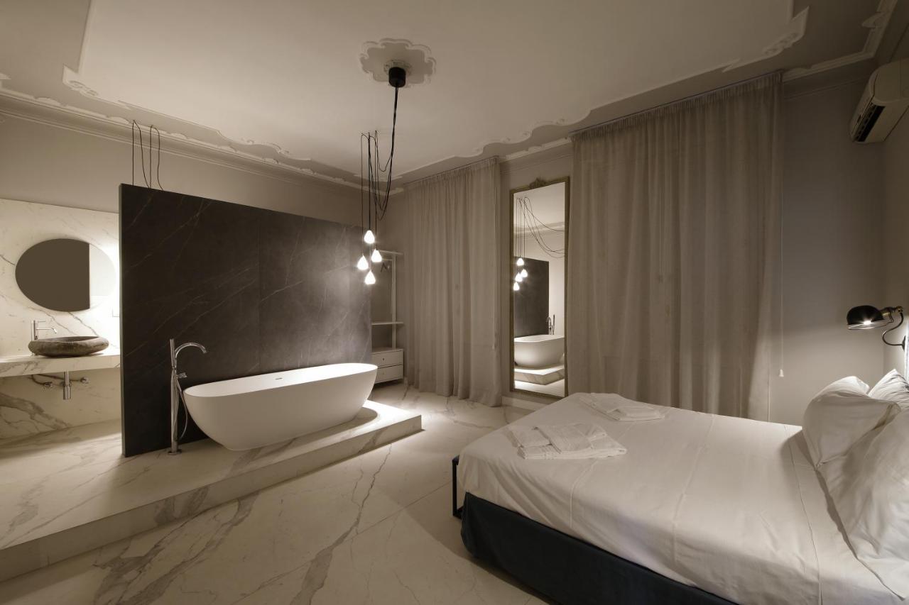 Le Bain Suite - Accanto Al Mare Vicinissima A Ortigia E Al Teatro シラクーサ エクステリア 写真