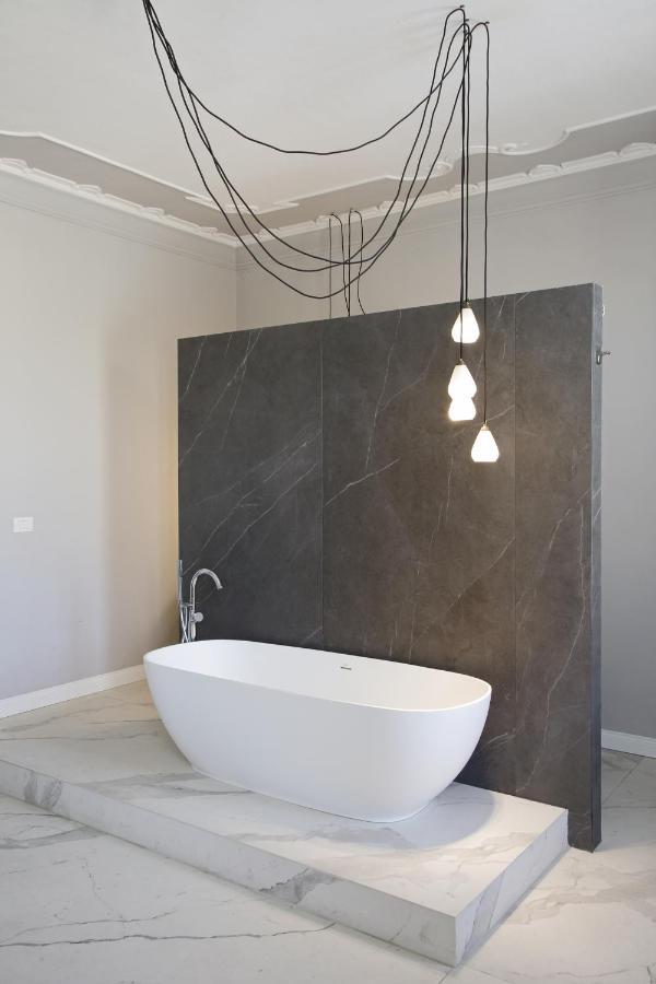 Le Bain Suite - Accanto Al Mare Vicinissima A Ortigia E Al Teatro シラクーサ エクステリア 写真