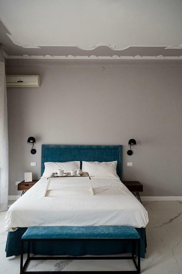 Le Bain Suite - Accanto Al Mare Vicinissima A Ortigia E Al Teatro シラクーサ エクステリア 写真