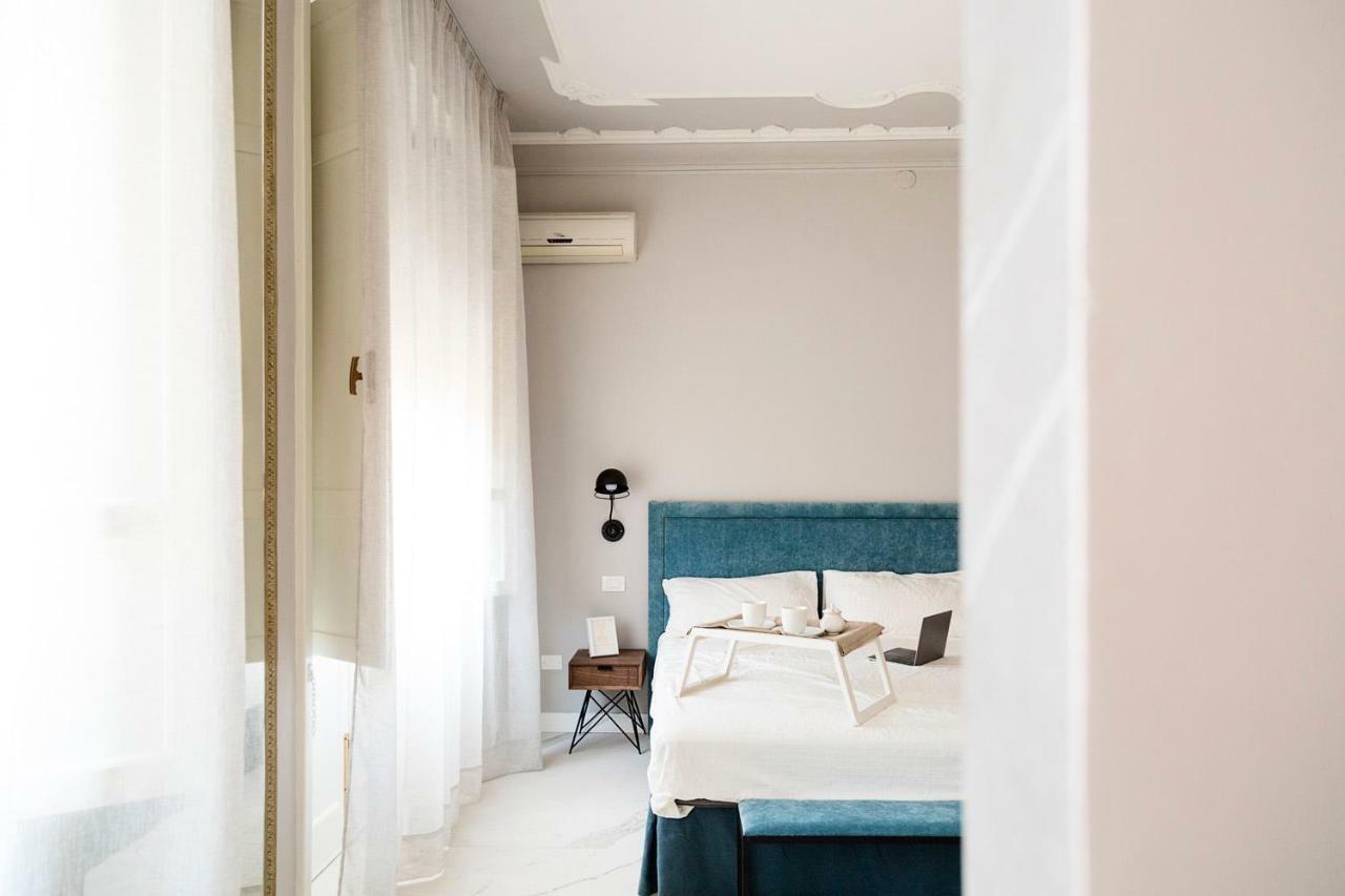 Le Bain Suite - Accanto Al Mare Vicinissima A Ortigia E Al Teatro シラクーサ エクステリア 写真
