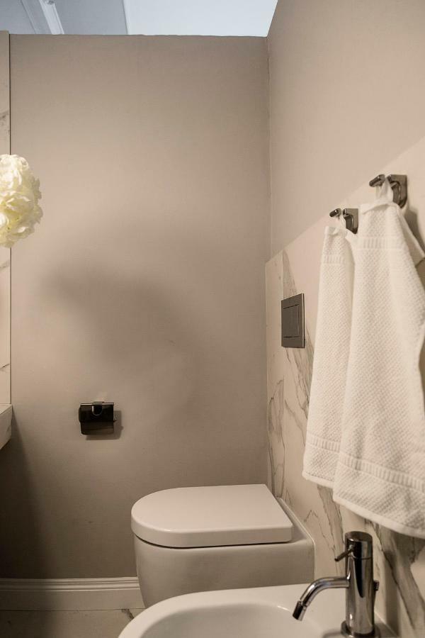 Le Bain Suite - Accanto Al Mare Vicinissima A Ortigia E Al Teatro シラクーサ エクステリア 写真